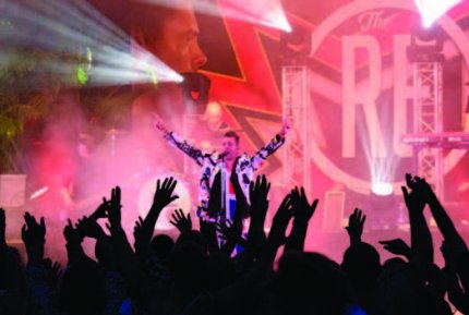 Bild "ABGESAGT: The Robbie Experience - The Ultimate Robbie Williams Tribute Show"