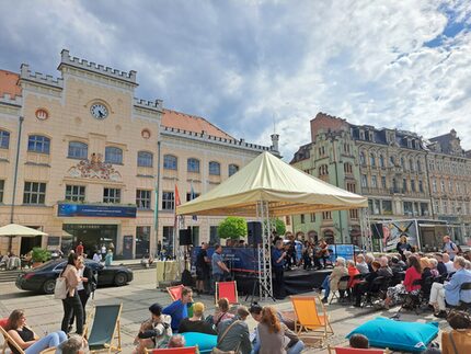 Begrüßung auf der Open Stage